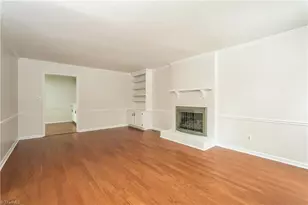 706 Edinburgh Ct, Burlington, NC 27215 - Photo 4