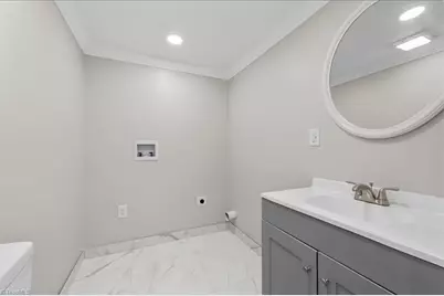 805 W 5th Avenue, Lexington, NC 27292 - Photo 34