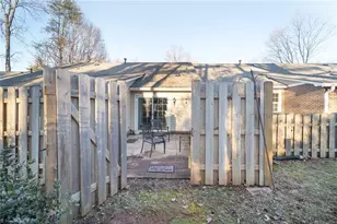 12 Brownstone Ln, Greensboro, NC 27410 - Photo 30