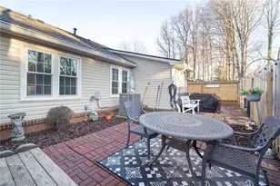 12 Brownstone Ln, Greensboro, NC 27410 - Photo 28