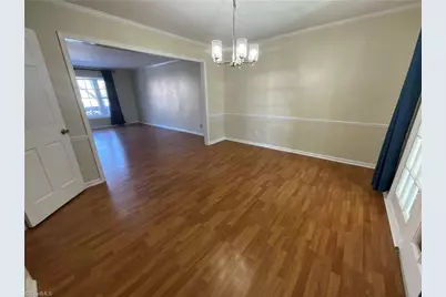 3202 Regents Park Lane #E, Greensboro, NC 27455 - Photo 4