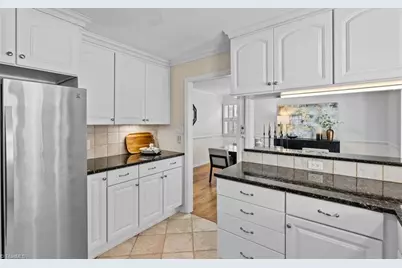 2912 W Cornwallis Drive, Greensboro, NC 27408 - Photo 10