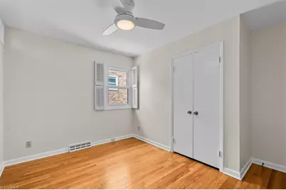 2912 W Cornwallis Drive, Greensboro, NC 27408 - Photo 32