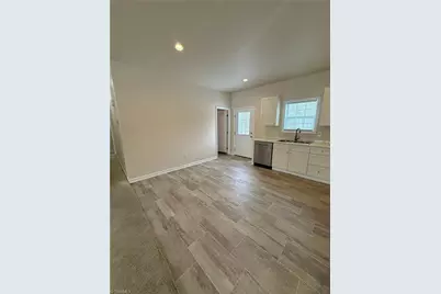 2251 Flag Street, Winston-Salem, NC 27101 - Photo 6