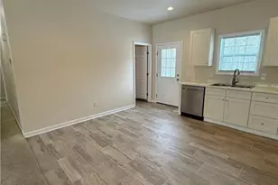 2251 Flag St, Winston-Salem, NC 27101 - Photo 10