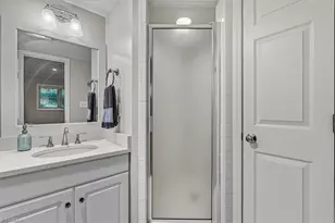 1106 Hammel Rd, Greensboro, NC 27408 - Photo 34