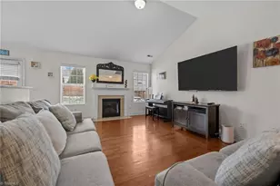 2537 Macleod St, Burlington, NC 27217 - Photo 10