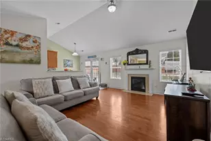 2537 Macleod St, Burlington, NC 27217 - Photo 6