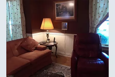 216 W Hunter Street, Madison, NC 27025 - Photo 14