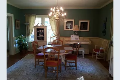 216 W Hunter Street, Madison, NC 27025 - Photo 4