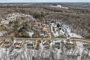 7511 Kristen Dr, Oak Ridge, NC 27310 - Photo 46