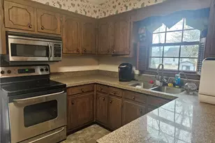 707 N 9th St, Mebane, NC 27302 - Photo 6