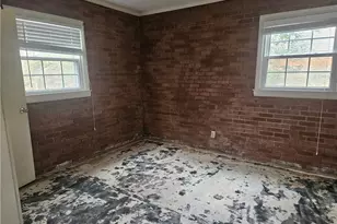 707 N 9th St, Mebane, NC 27302 - Photo 14