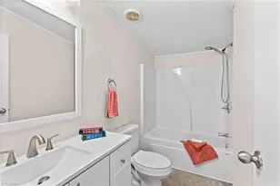 211 Forest Hollow Dr, Statesville, NC 28677 - Photo 40