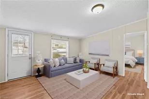 211 Forest Hollow Dr, Statesville, NC 28677 - Photo 6