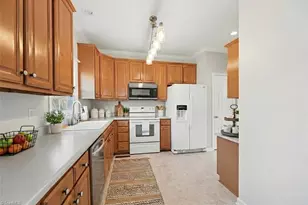 802 Lisa Run Ct, Kernersville, NC 27284 - Photo 10