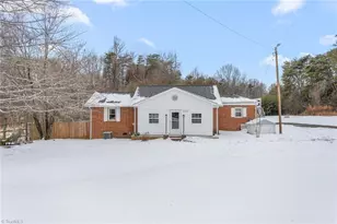 1920 Ashley Loop, Reidsville, NC 27320 - Photo 32