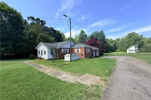 1920 Ashley Loop, Reidsville, NC 27320 - Photo 4