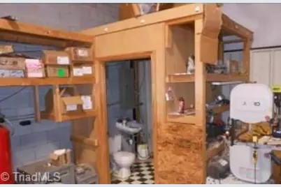 2505 Viceroy Drive, Winston-Salem, NC 27103 - Photo 14