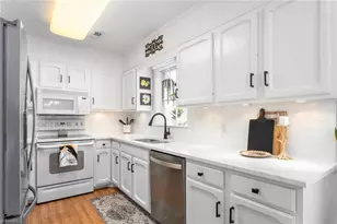 2659 Hamilton Rd, Burlington, NC 27217 - Photo 10