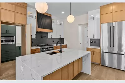 833 Dunleigh Drive, Burlington, NC 27215 - Photo 12