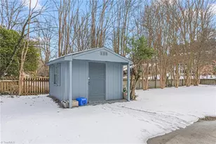 1204 Pebble Dr, Greensboro, NC 27410 - Photo 44