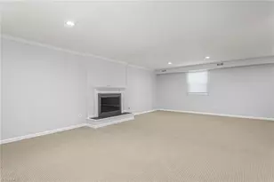 1204 Pebble Dr, Greensboro, NC 27410 - Photo 22