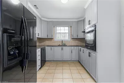 1204 Pebble Drive, Greensboro, NC 27410 - Photo 12