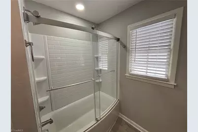 2405 Atlanta Street, Greensboro, NC 27406 - Photo 10