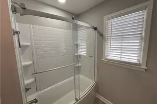 2405 Atlanta St, Greensboro, NC 27406 - Photo 10