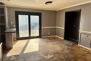 201 E Harden St, Graham, NC 27253 - Photo 6