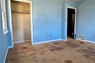 201 E Harden St, Graham, NC 27253 - Photo 10