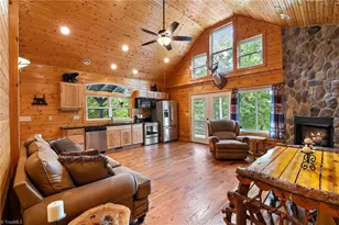 1158 Staghorn Rd, Purlear, NC 28665 - Photo 4