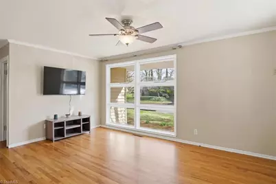 2502 Netherwood Drive, Greensboro, NC 27408 - Photo 2