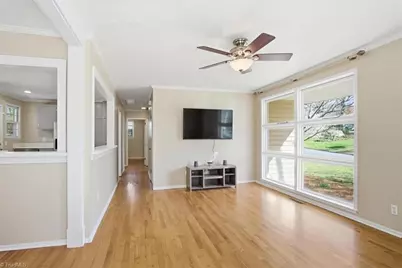 2502 Netherwood Drive, Greensboro, NC 27408 - Photo 4