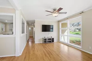 2502 Netherwood Dr, Greensboro, NC 27408 - Photo 4