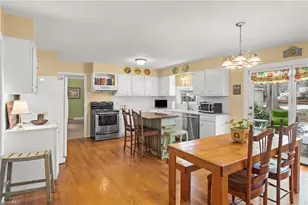 219 Prestwick Dr, High Point, NC 27265 - Photo 10