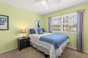 219 Prestwick Dr, High Point, NC 27265 - Photo 32