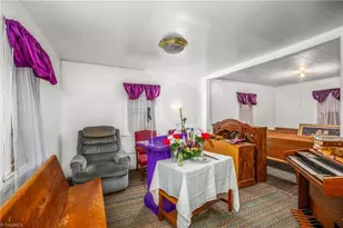 2201 White St, Winston-Salem, NC 27105 - Photo 4