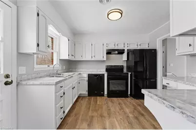 1870 Pope Lane, Kernersville, NC 27284 - Photo 8