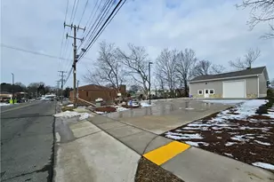 112 E Gilbreath St, Graham, NC 27253 - Photo 18