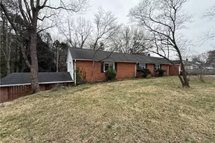 4328 Stokesdale Ave, Winston-Salem, NC 27101 - Photo 2