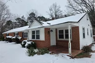 4328 Stokesdale Ave, Winston-Salem, NC 27101 - Photo 2