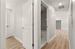 5141 Butterfield Dr, Winston-Salem, NC 27105 - Photo 14