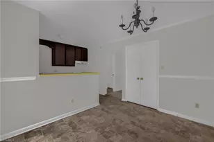 5735 Bramblegate Rd, Greensboro, NC 27409 - Photo 12