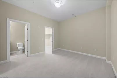 201 N Elm Street #301, Greensboro, NC 27401 - Photo 16