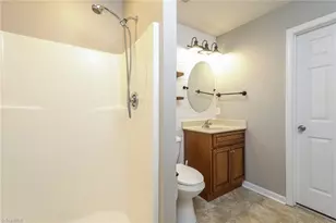 307 Skiles Heights, Thomasville, NC 27360 - Photo 10