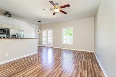 307 Skiles Heights #I, Thomasville, NC 27360 - Photo 4