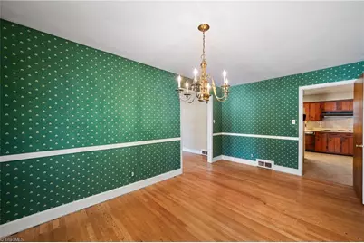 680 Chester Road, Winston-Salem, NC 27104 - Photo 8