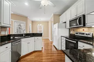 104 Peppertree Dr, Mebane, NC 27302 - Photo 8